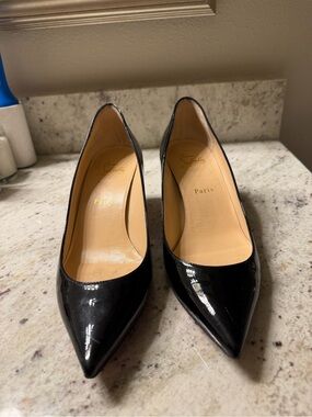 Christian Louboutin Black Patent Pointed Toe Pumps EU Size 39 1/2